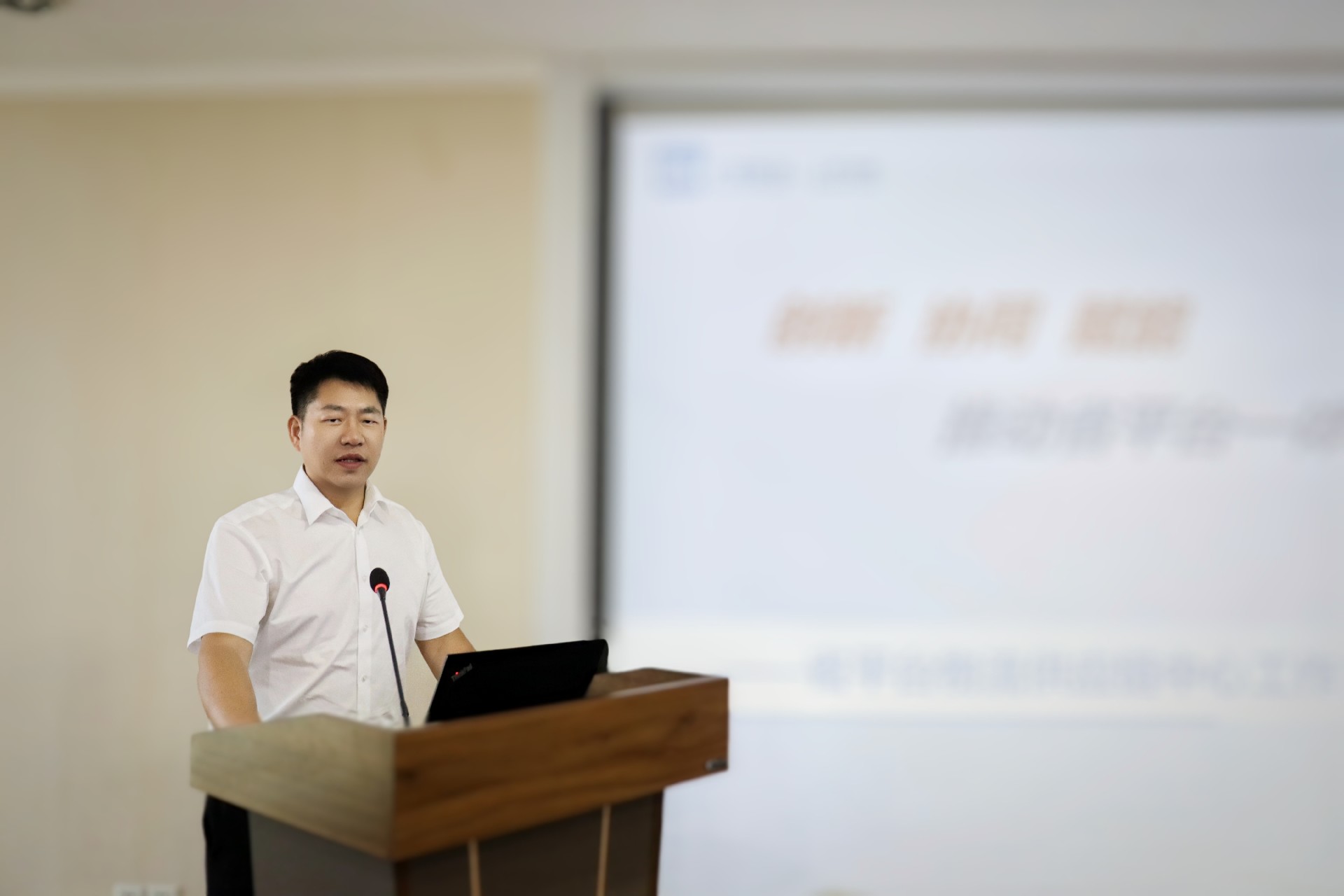 7.李总.jpg
